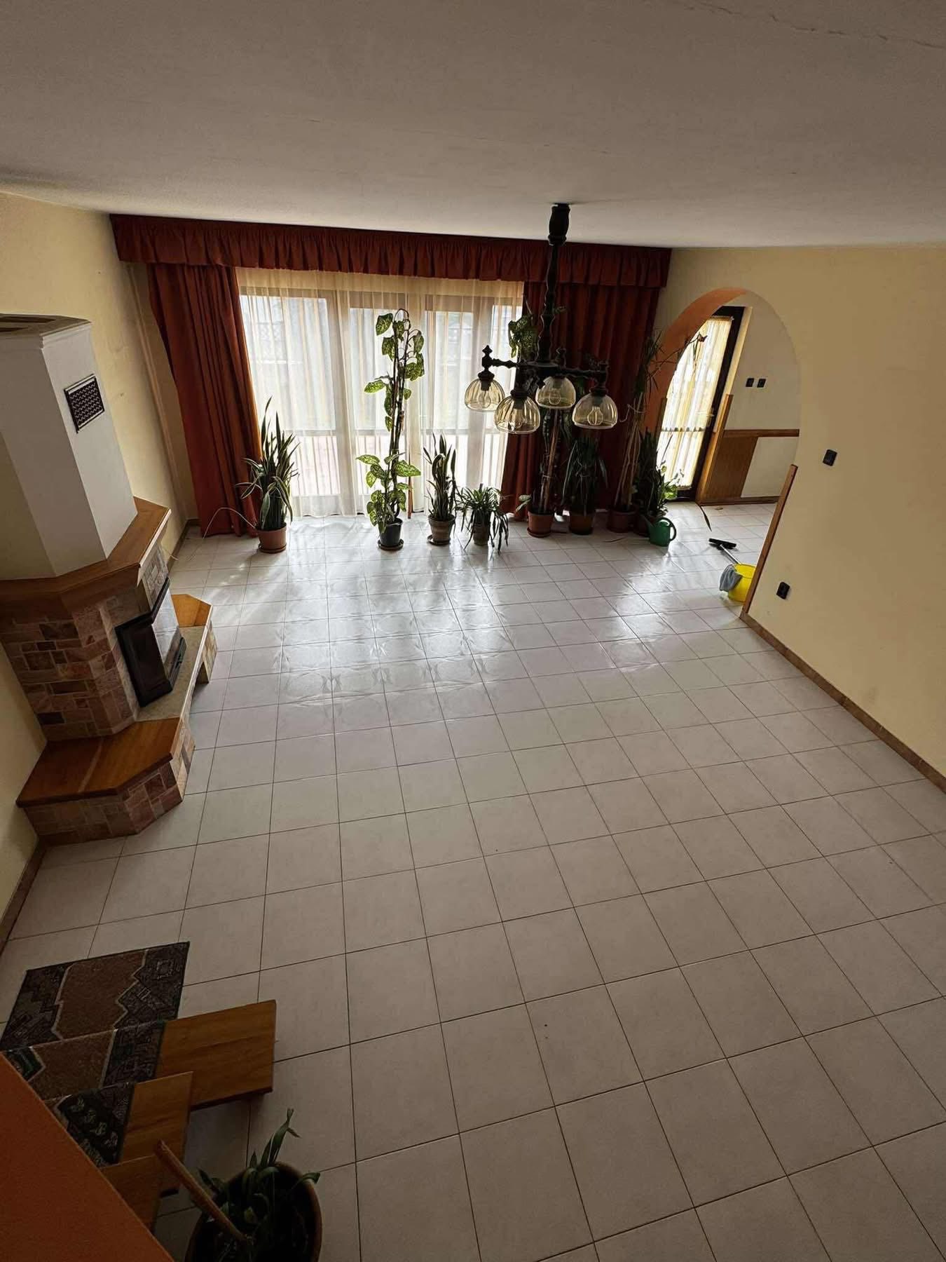 Székesfehérvár, Öreghegy azonnal költözhető családi ház műhellyel ELADÓ ! - Image 2