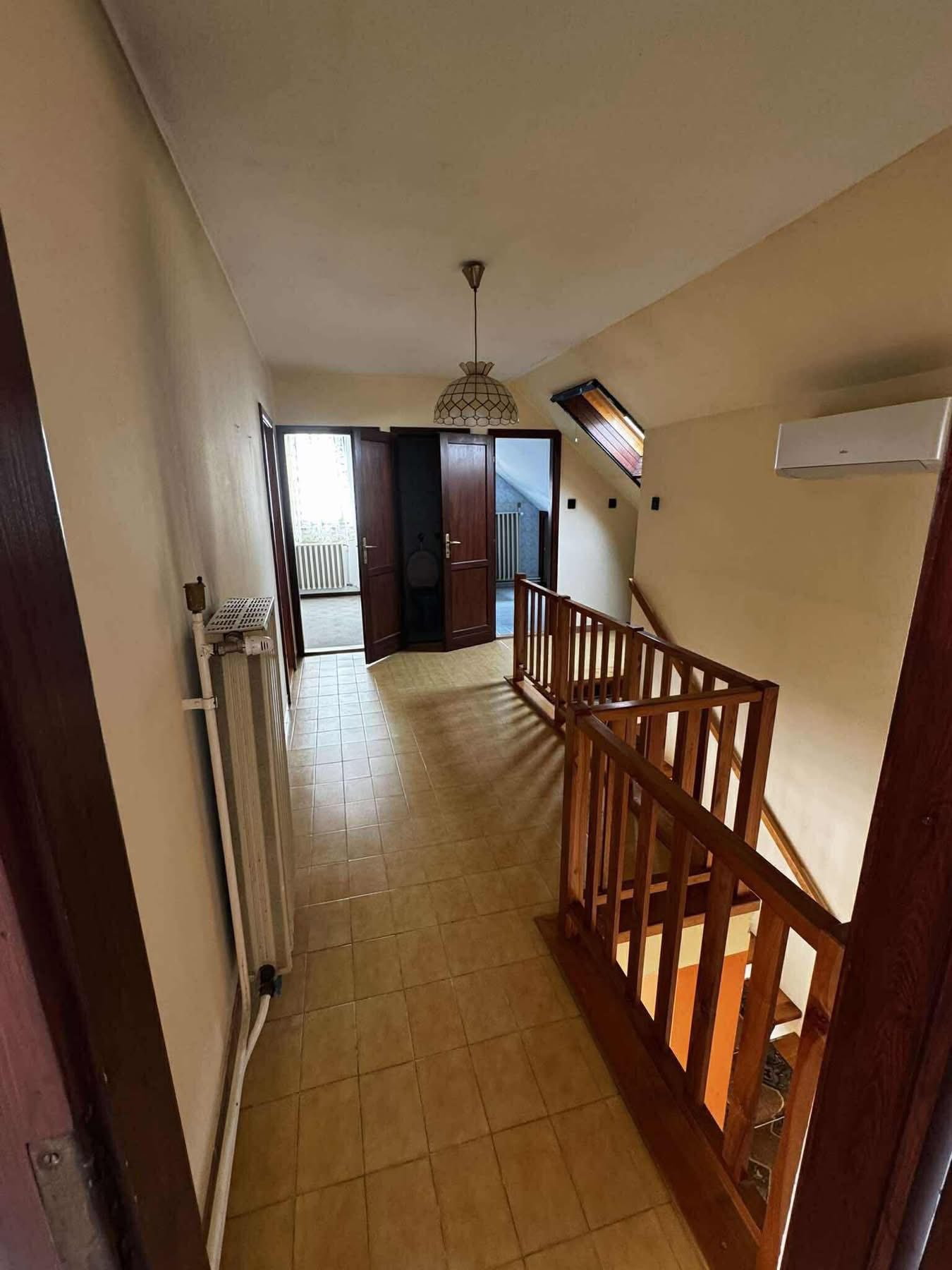 Székesfehérvár, Öreghegy azonnal költözhető családi ház műhellyel ELADÓ ! - Image 3