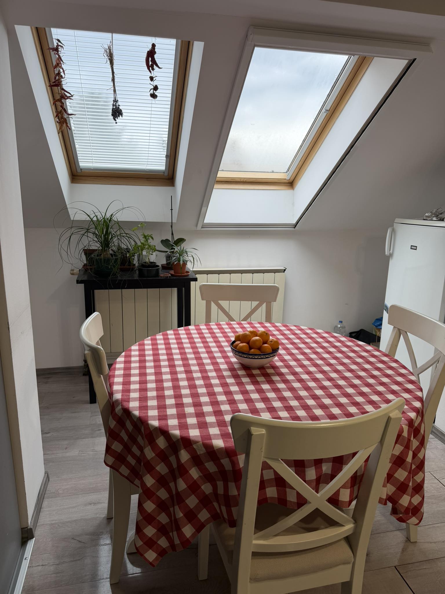 ELADÓ Székesfehérvár, Károly János utcában 110 m²-es téglaépítésű lakás nagy terasszal - Image 8