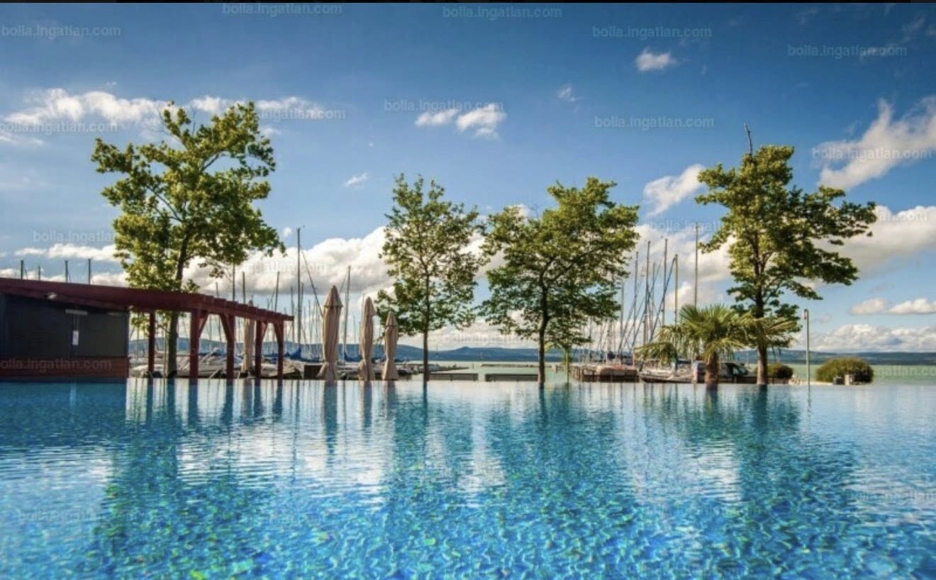 ELADÓ! Balatonlellén a BL Yacht Club & Apartments területén exkluzív lakás - Image 7