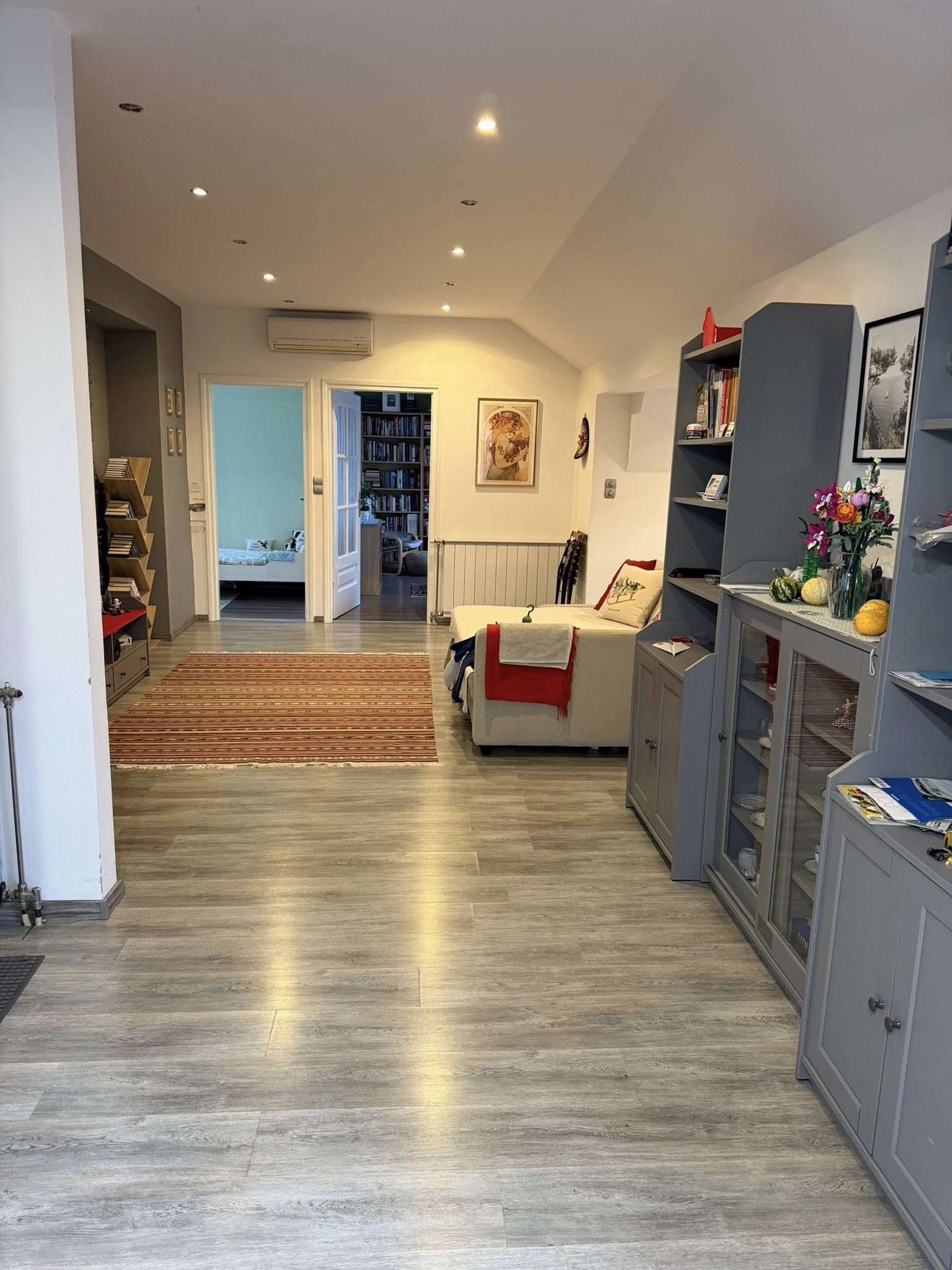 ELADÓ Székesfehérvár, Károly János utcában 110 m²-es téglaépítésű lakás nagy terasszal - Image 17