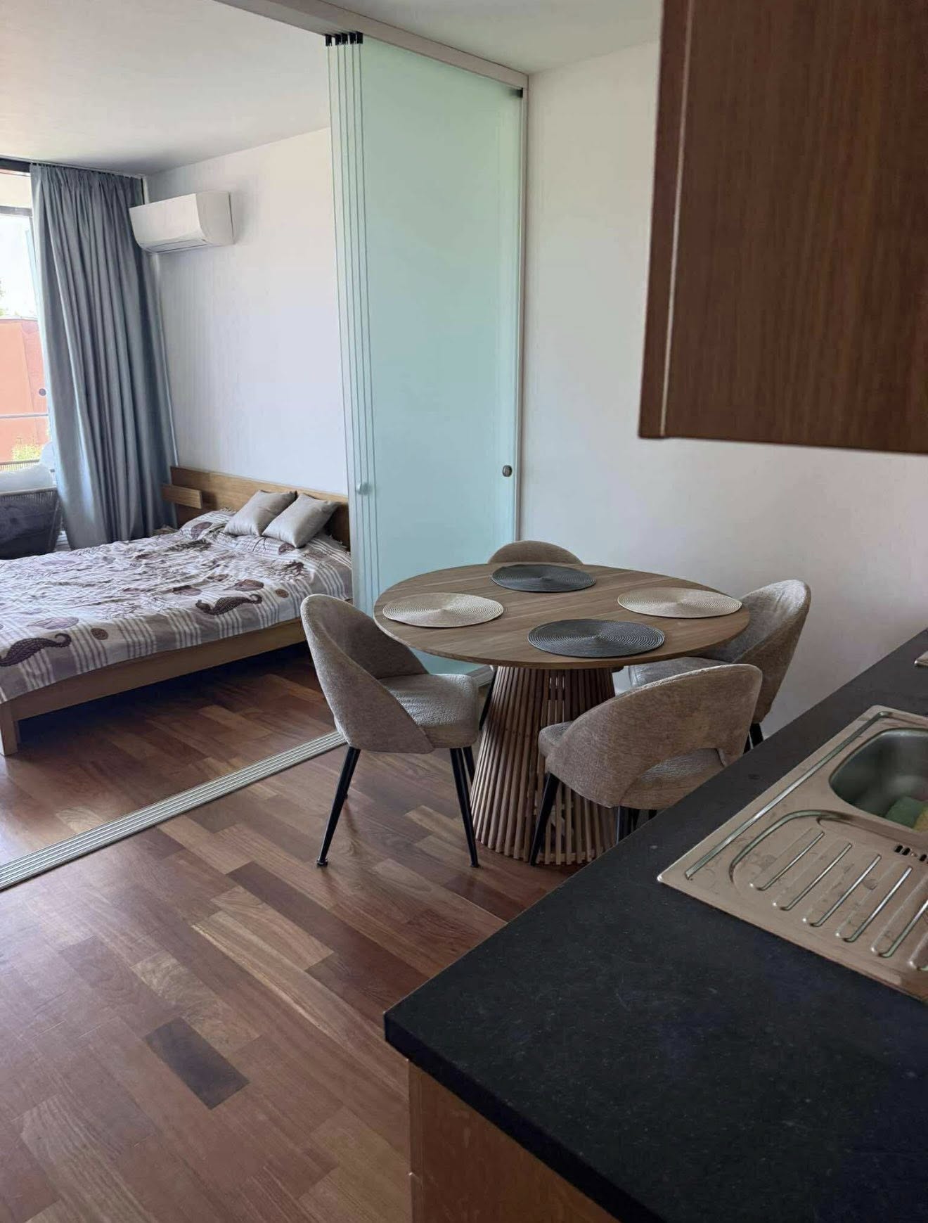 ELADÓ! Balatonlellén a BL Yacht Club & Apartments területén exkluzív lakás - Image 10