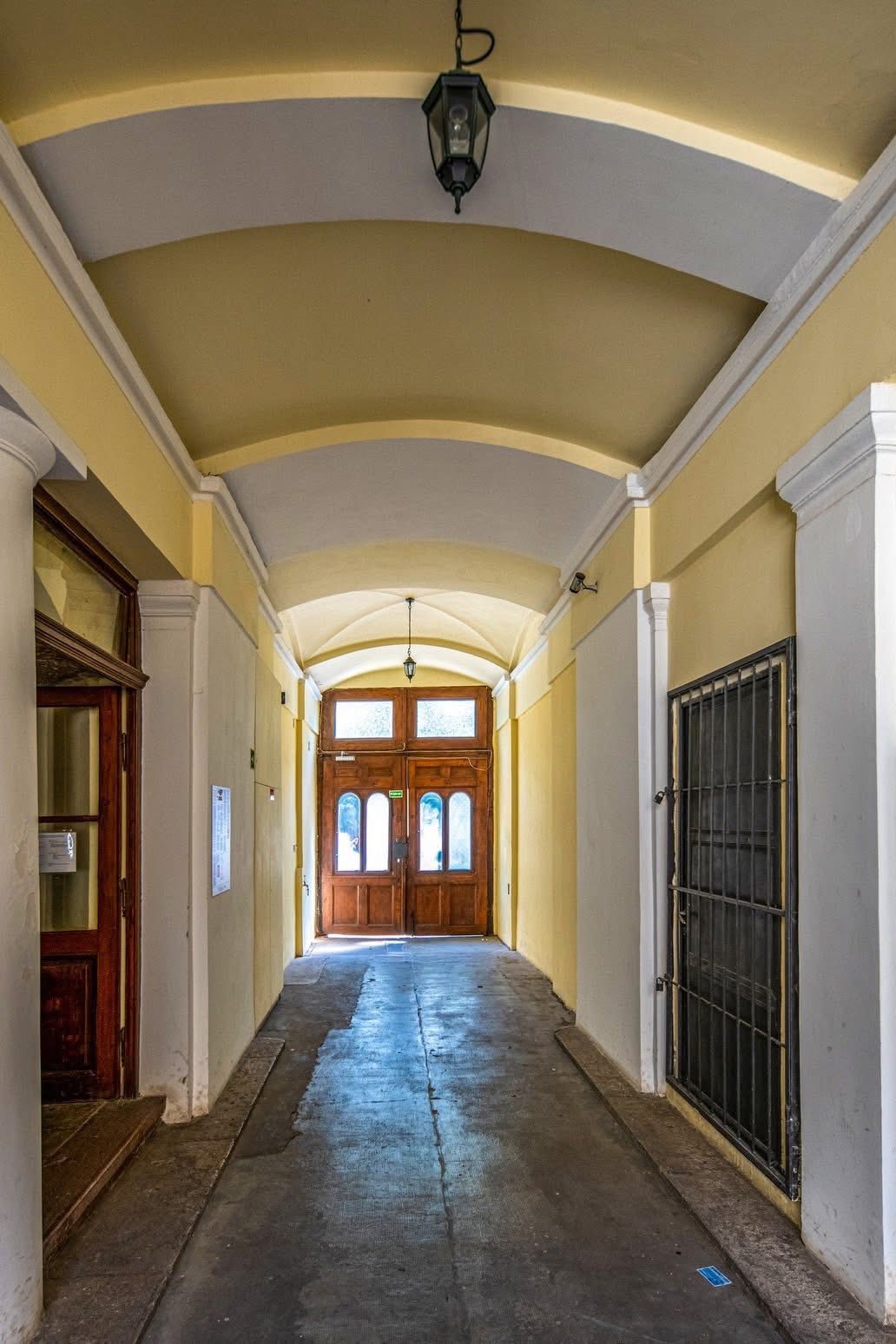 ELADÓ Budapest, V. kerület, stílusosan felújított, nagy belmagasságú, exkluzív lakás - Image 6