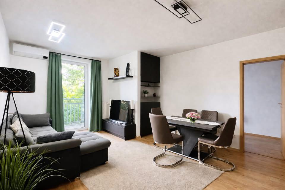 Eladó Budapest, 14. kerület, Zöldváros lakópark, 65m2-es, bútorozott és gépesített, erkélyes lakás - Image 8