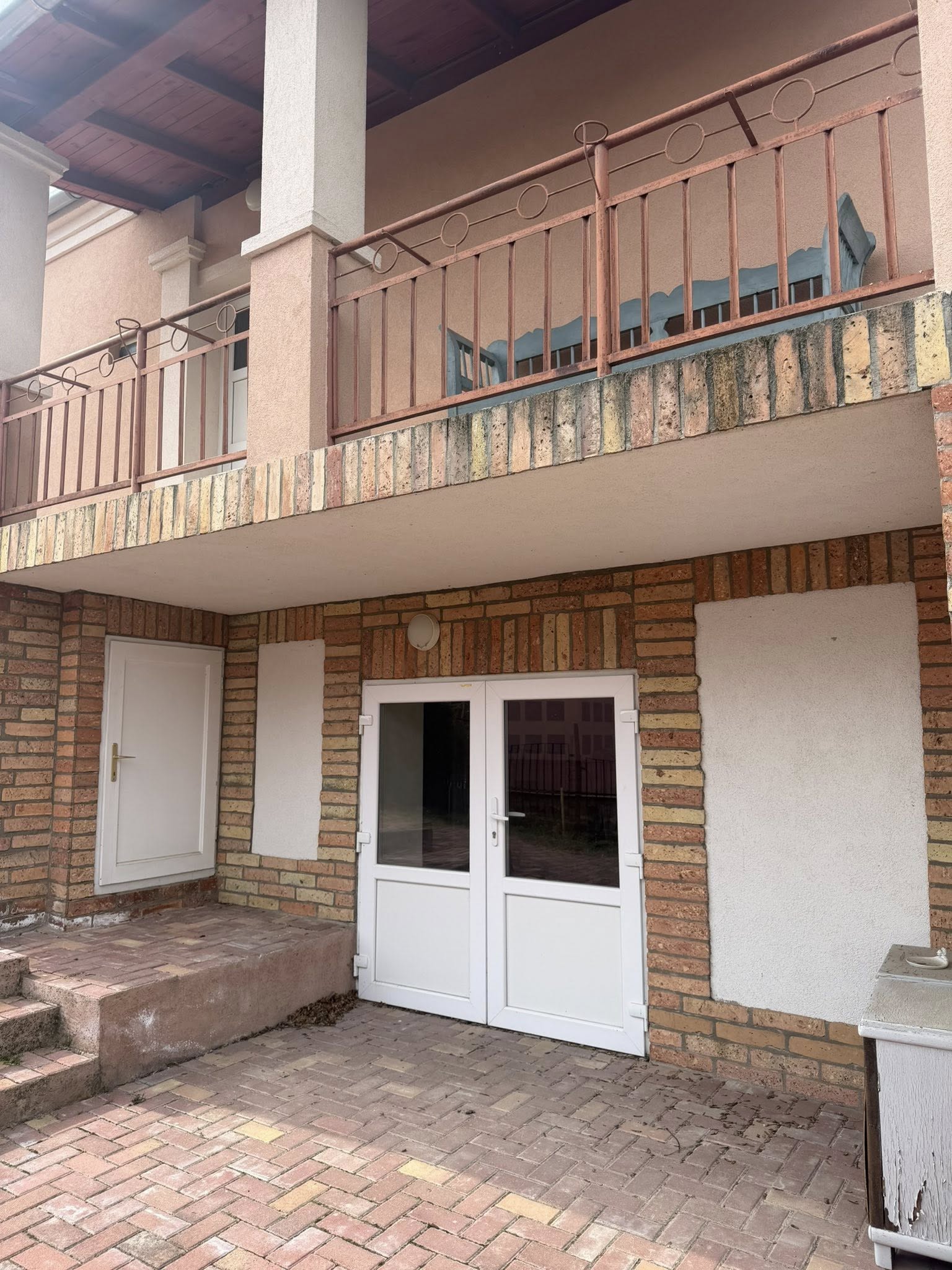 Eladó BODAJKON örökpanorámás családi ház - Image 5