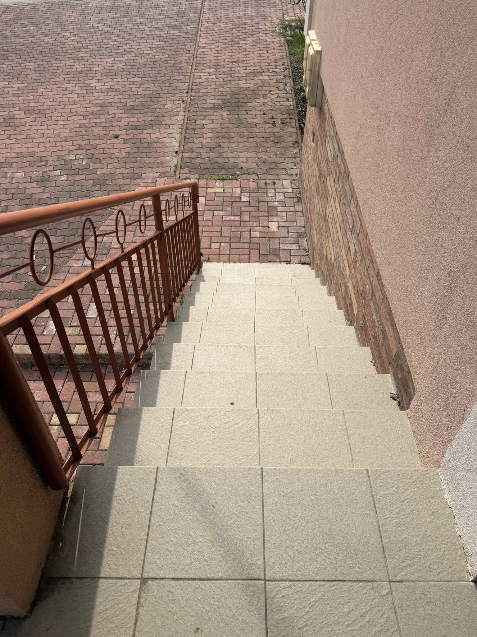 Eladó BODAJKON örökpanorámás családi ház - Image 8