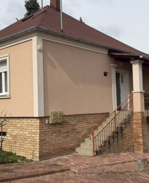 Eladó BODAJKON örökpanorámás családi ház