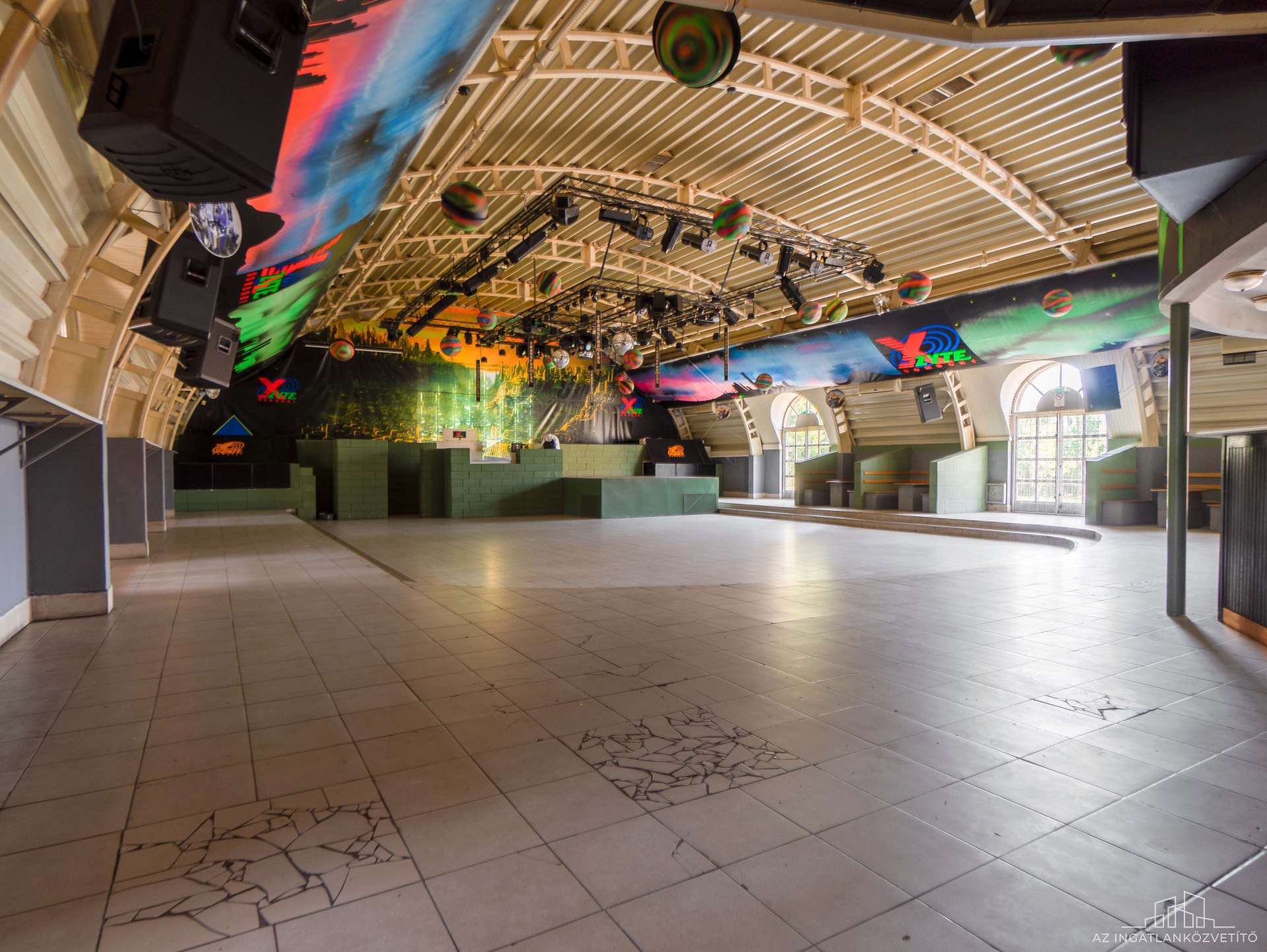 ELADÓ Fadd-Domboriban (Tolna megye) 720 nm-es SZÓRAKOZÓHELY - Image 15