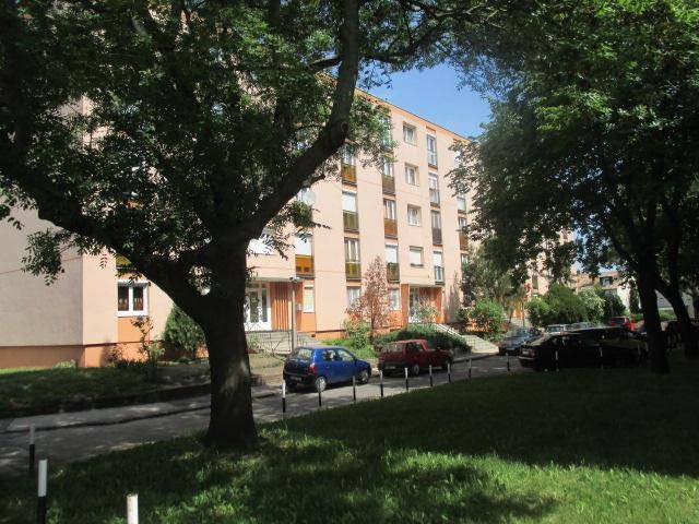 Eladó lakás Székesfehérvár Szedreskert lakótelepen - Image 2