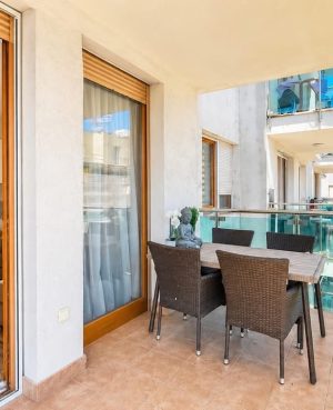 ELADÓ Budapest XIII. kerület Marina Part lakóparkban 45 m²-es igényesen felújított lakás