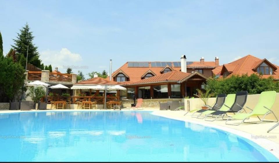 ELADÓ SPA HOTEL VELENCEI TÓ KÖZELÉBEN - Image 7